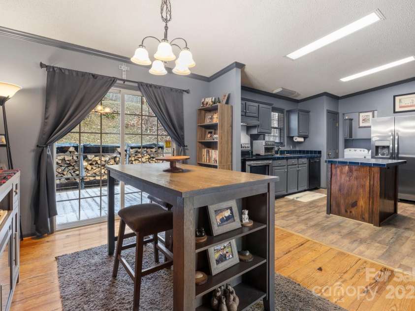 334 Foxden Road, Mars Hill, NC 28754.  MLS# CAR4265465, YatesRealty ID 23184. 