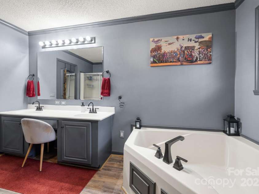 334 Foxden Road, Mars Hill, NC 28754.  MLS# CAR4265465, YatesRealty ID 23184. 