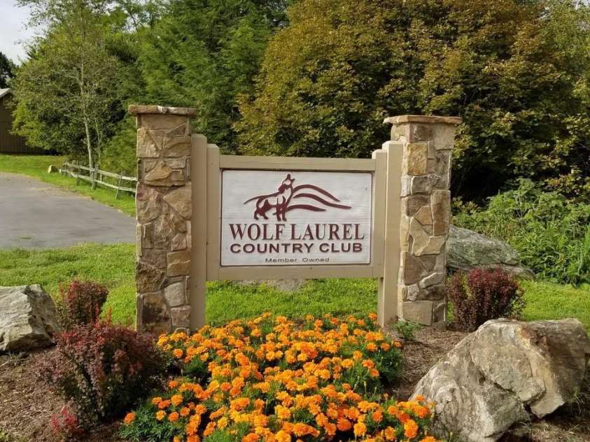 334 Foxden Road, Mars Hill, NC 28754.  MLS# CAR4265465, YatesRealty ID 23184. 