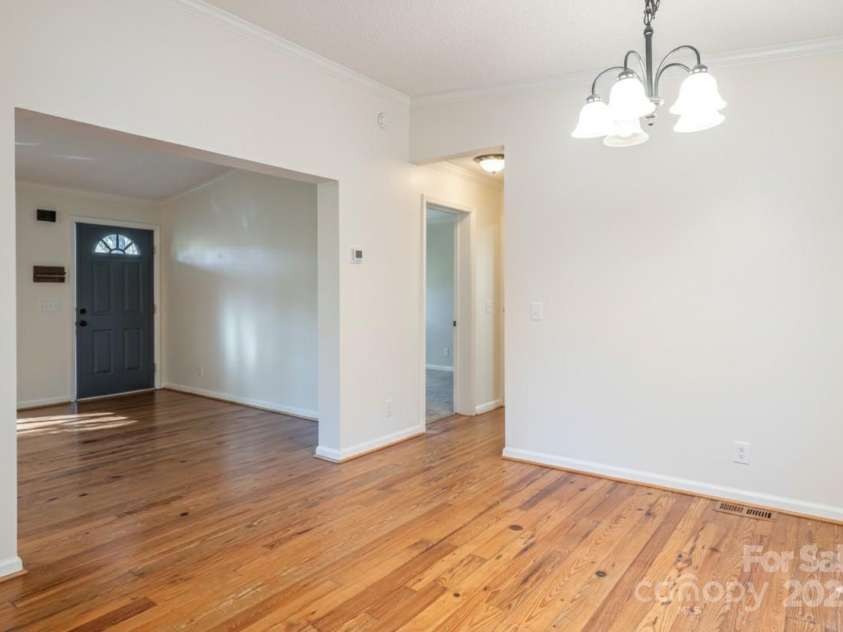 334 Foxden Road, Mars Hill, NC 28754.  MLS# CAR4316222, YatesRealty ID 23184. Virtual paint, greek villa