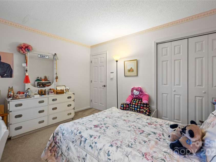 1919 Windlock Drive, Charlotte, NC 28270.  MLS# CAR4227524, YatesRealty ID 23185. 