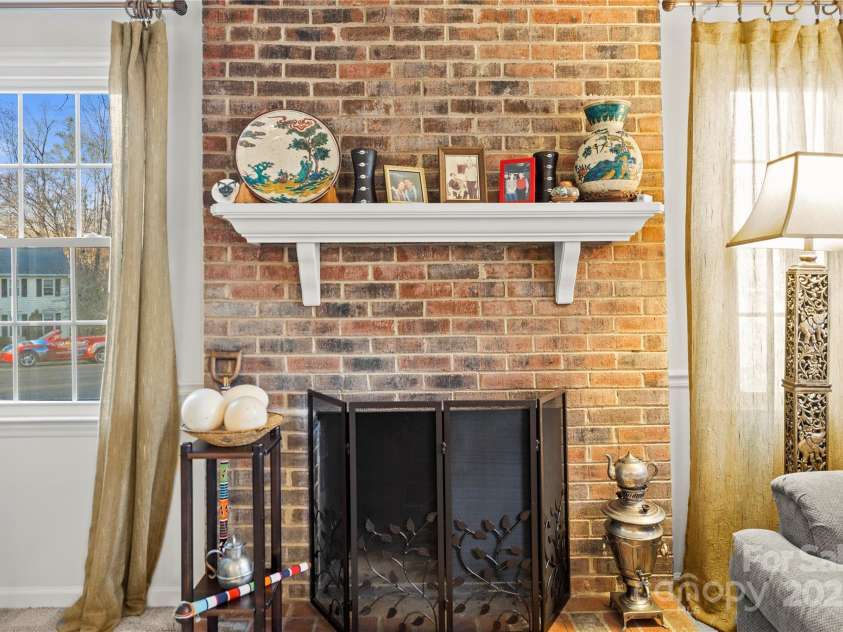 1919 Windlock Drive, Charlotte, NC 28270.  MLS# CAR4227524, YatesRealty ID 23185. 