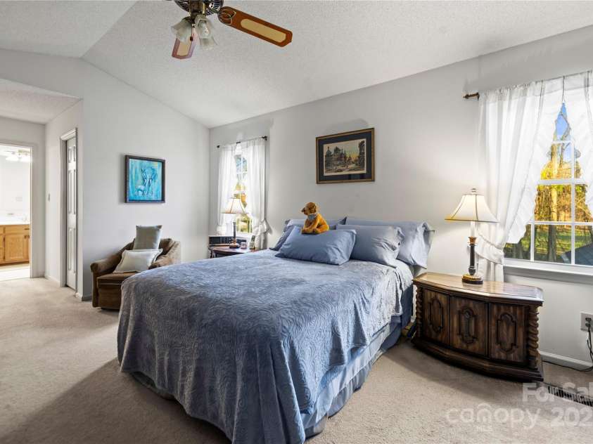 1919 Windlock Drive, Charlotte, NC 28270.  MLS# CAR4227524, YatesRealty ID 23185. 