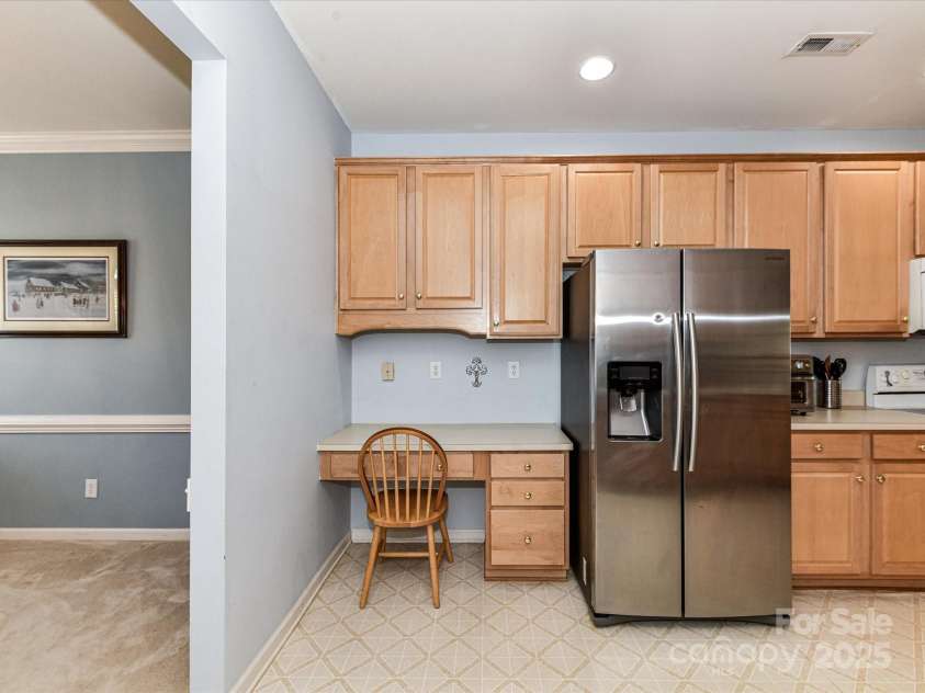 3533 Weddington Ridge Lane, Matthews, NC 28105.  MLS# CAR4270782, YatesRealty ID 23186. 