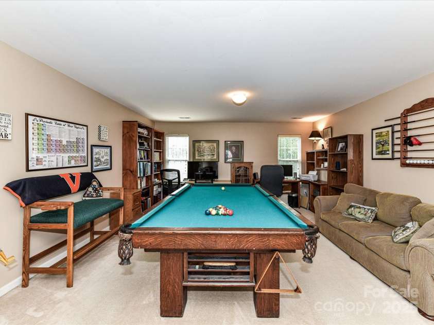 3533 Weddington Ridge Lane, Matthews, NC 28105.  MLS# CAR4270782, YatesRealty ID 23186. 