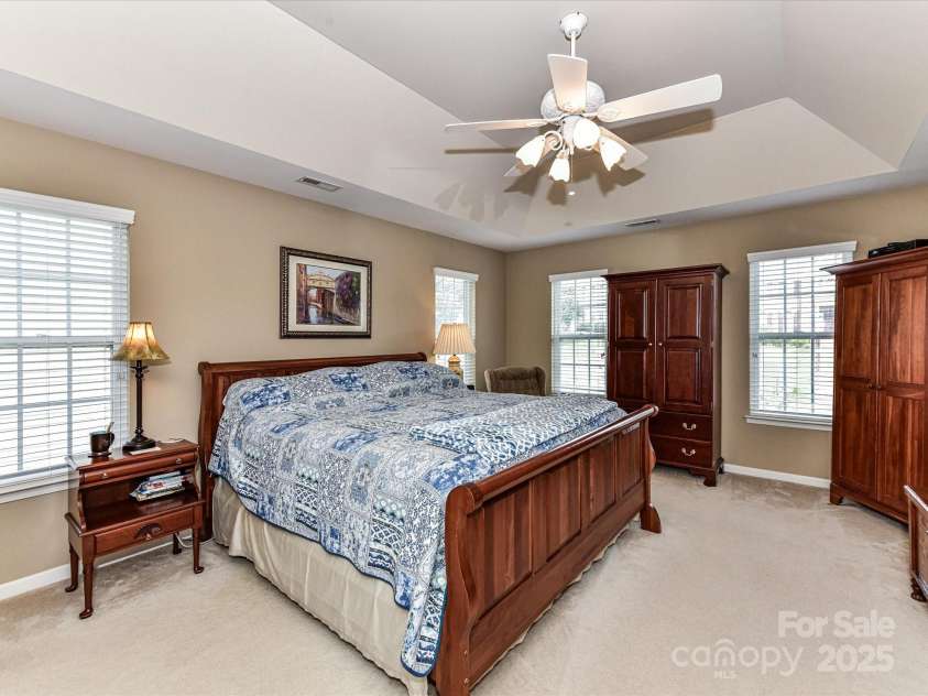 3533 Weddington Ridge Lane, Matthews, NC 28105.  MLS# CAR4270782, YatesRealty ID 23186. 