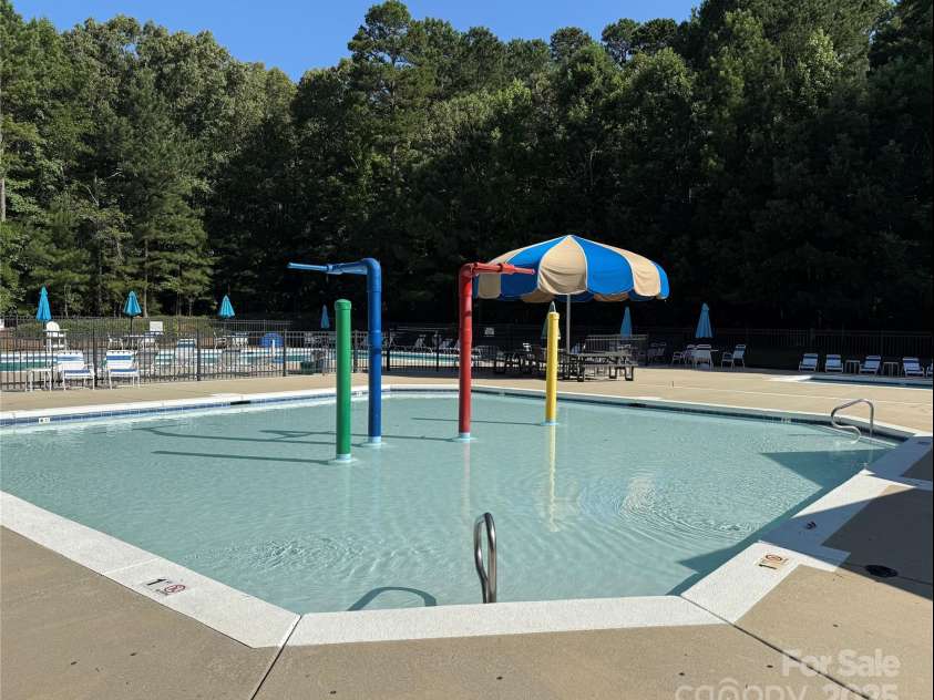 3533 Weddington Ridge Lane, Matthews, NC 28105.  MLS# CAR4270782, YatesRealty ID 23186. 
