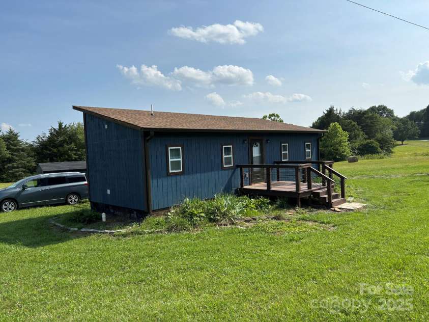 490 County Line Road, Stony Point, NC 28678.  MLS# CAR4268362, YatesRealty ID 23187. 