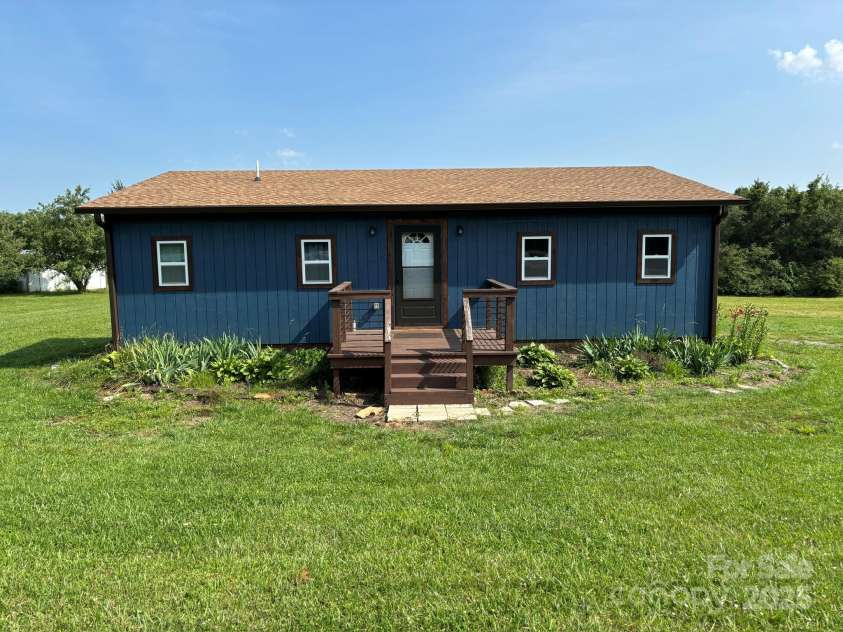 490 County Line Road, Stony Point, NC 28678.  MLS# CAR4268362, YatesRealty ID 23187. 