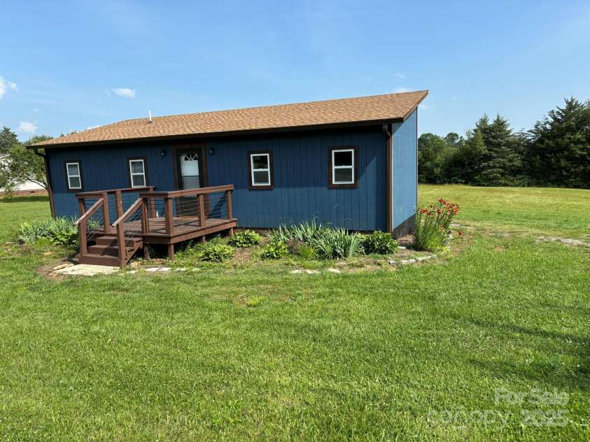 490 County Line Road, Stony Point, NC 28678.  MLS# CAR4268362, YatesRealty ID 23187. 