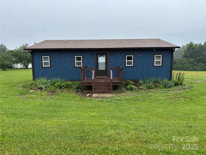 490 County Line Road, Stony Point, NC 28678.  MLS# CAR4268362, YatesRealty ID 23187. 