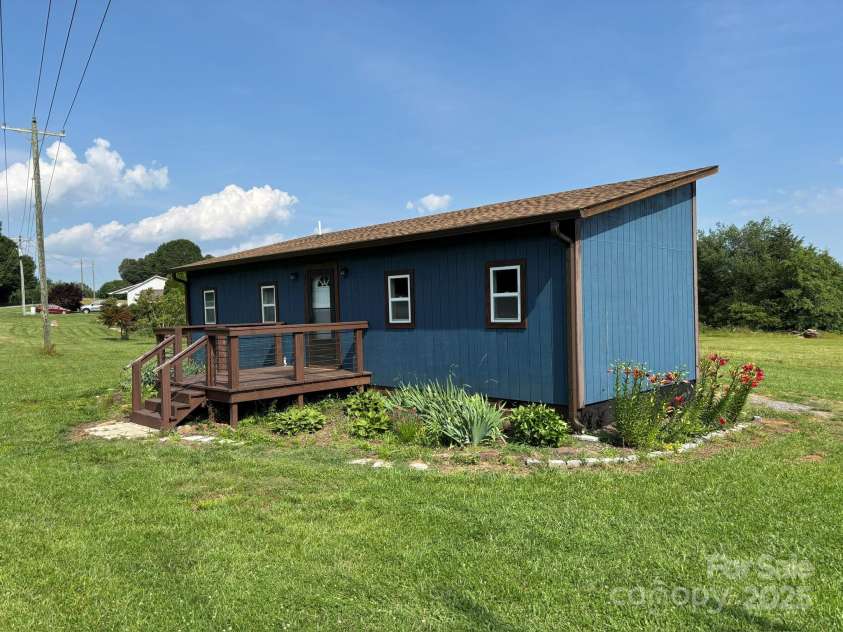 490 County Line Road, Stony Point, NC 28678.  MLS# CAR4268362, YatesRealty ID 23187. 