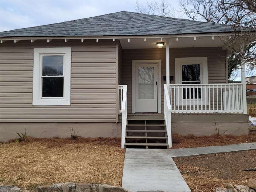 508 Apple Street, Gastonia, NC 28054.  MLS# CAR4336965, YatesRealty ID 2319. 
