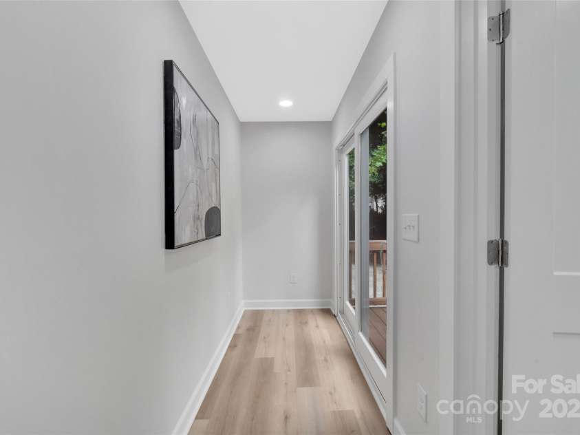 1829 Jennings Street, Charlotte, NC 28216.  MLS# CAR4257528, YatesRealty ID 23190. 