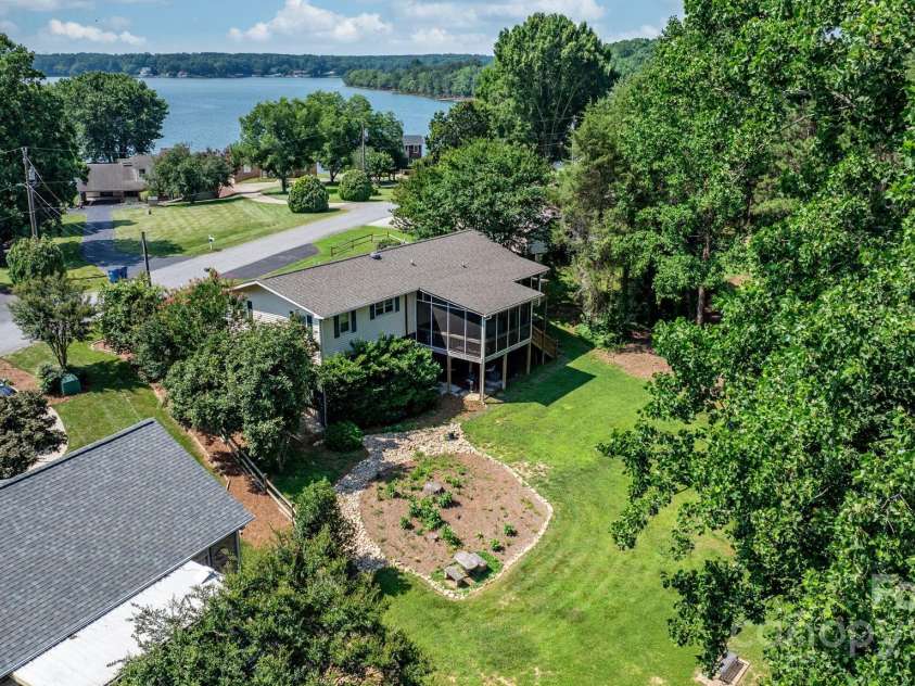 4278 Harbor Lane, Sherrills Ford, NC 28673.  MLS# CAR4275314, YatesRealty ID 23191. 