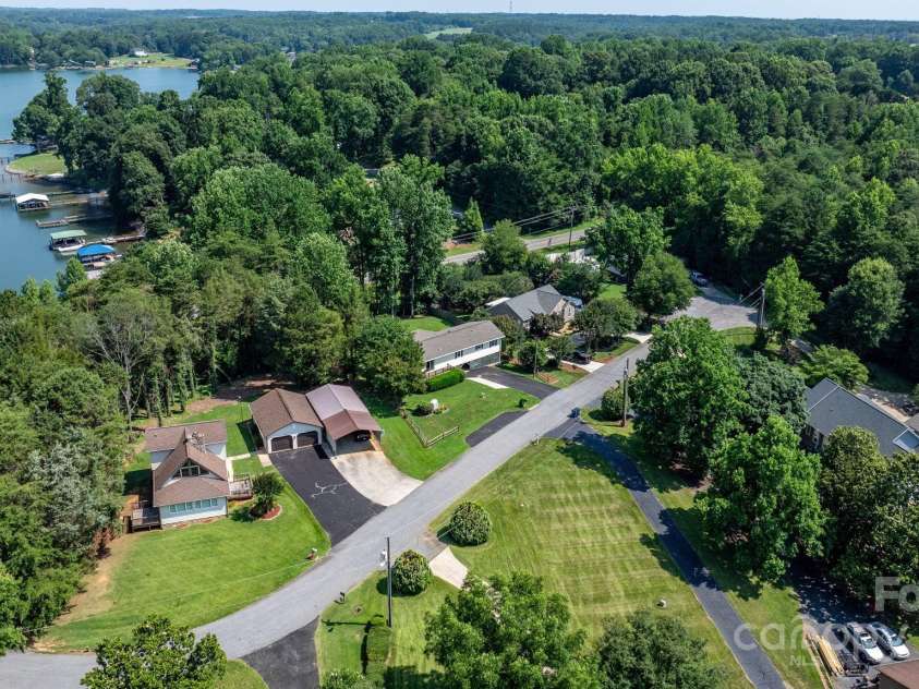 4278 Harbor Lane, Sherrills Ford, NC 28673.  MLS# CAR4275314, YatesRealty ID 23191. 