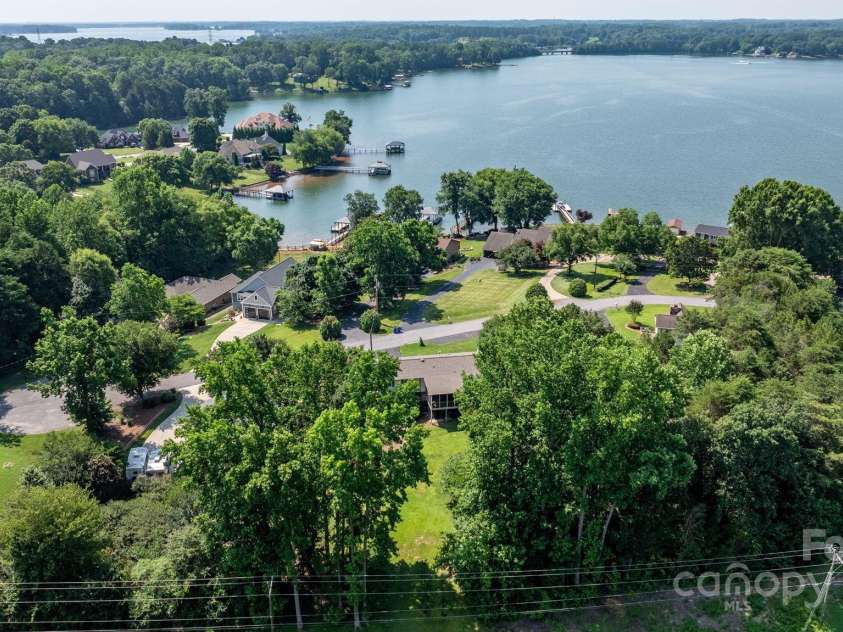 4278 Harbor Lane, Sherrills Ford, NC 28673.  MLS# CAR4275314, YatesRealty ID 23191. 