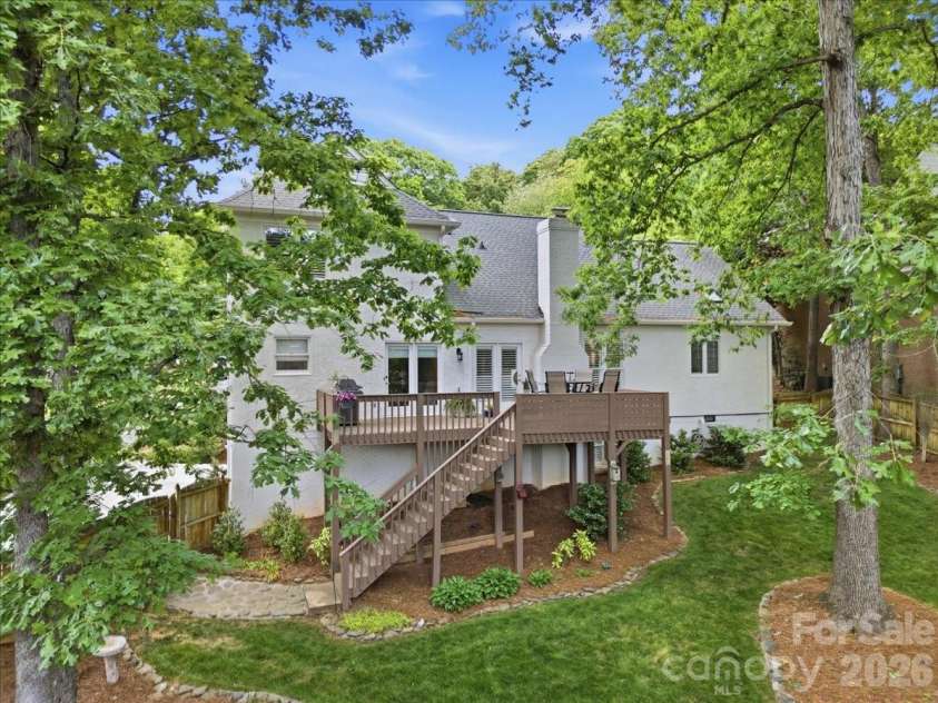 3726 Surry Ridge Court, Charlotte, NC 28210.  MLS# CAR4374560, YatesRealty ID 23193. 