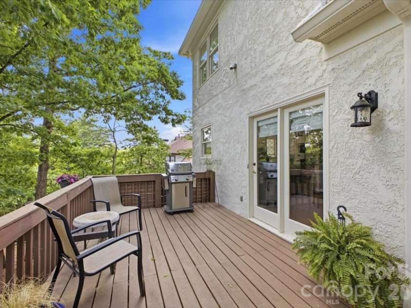 3726 Surry Ridge Court, Charlotte, NC 28210.  MLS# CAR4374560, YatesRealty ID 23193. 
