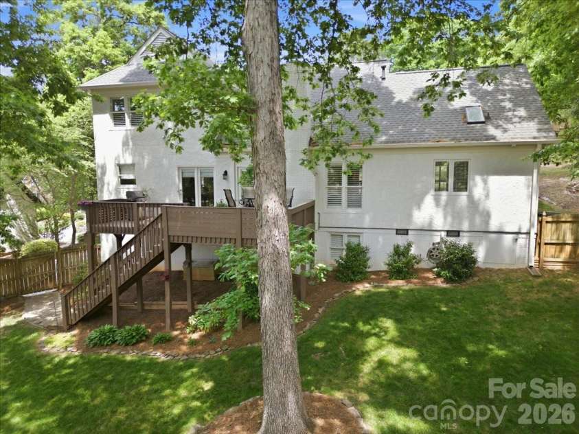 3726 Surry Ridge Court, Charlotte, NC 28210.  MLS# CAR4374560, YatesRealty ID 23193. 