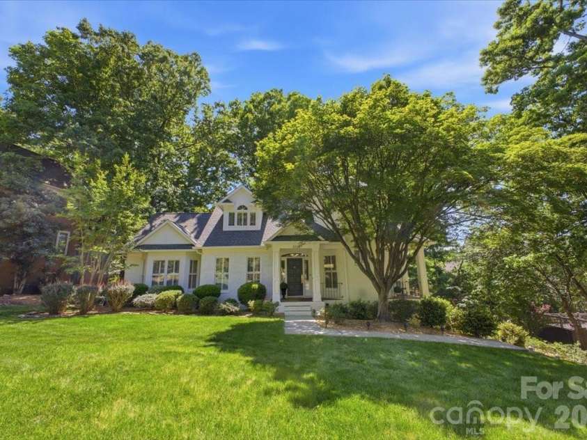 3726 Surry Ridge Court, Charlotte, NC 28210.  MLS# CAR4374560, YatesRealty ID 23193. 