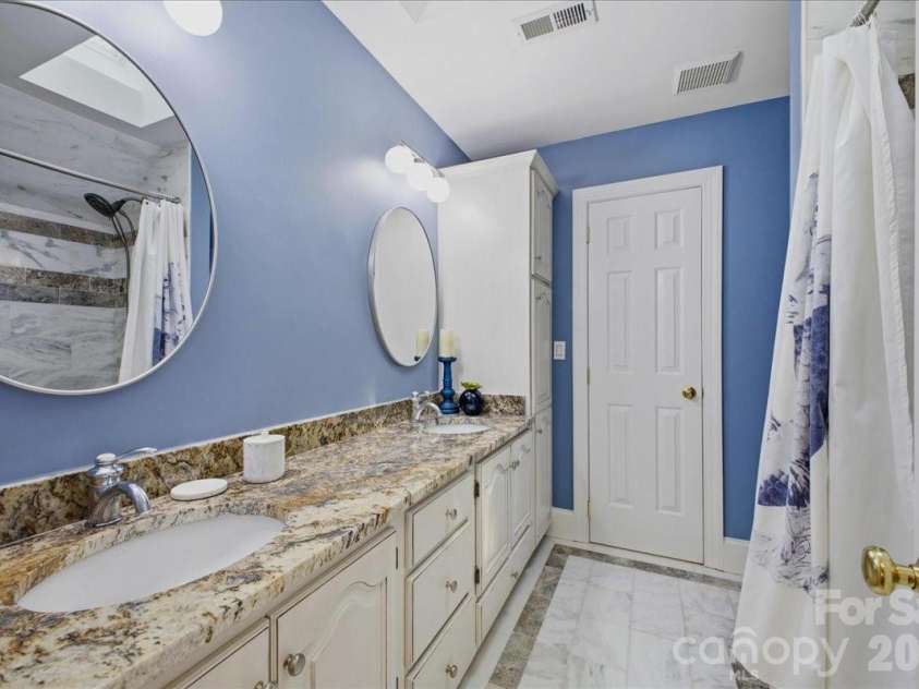3726 Surry Ridge Court, Charlotte, NC 28210.  MLS# CAR4374560, YatesRealty ID 23193. 