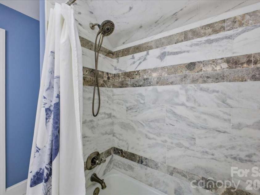 3726 Surry Ridge Court, Charlotte, NC 28210.  MLS# CAR4374560, YatesRealty ID 23193. 