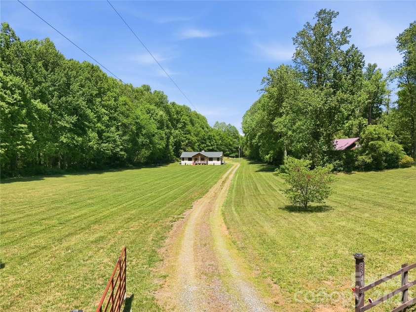 3540 Fork Creek Road, Saluda, NC 28773.  MLS# CAR4380211, YatesRealty ID 23194. 