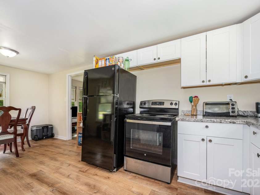 8334 Oaktree Road, Sharon, SC 29742.  MLS# CAR4264149, YatesRealty ID 23194. 