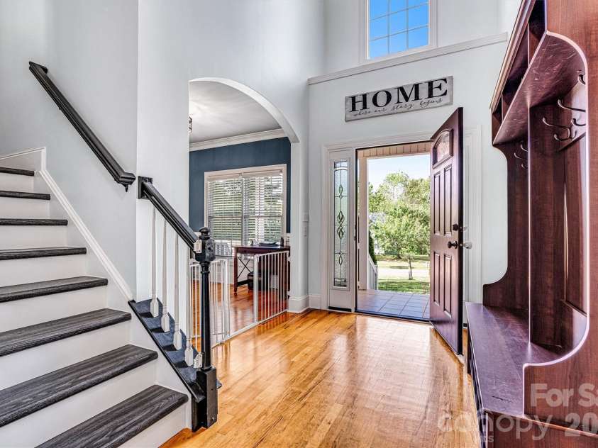6208 Neptune Drive, Denver, NC 28037.  MLS# CAR4403310, YatesRealty ID 23195. 