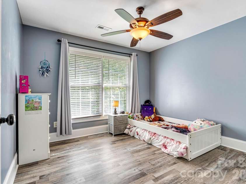 6208 Neptune Drive, Denver, NC 28037.  MLS# CAR4403310, YatesRealty ID 23195. 