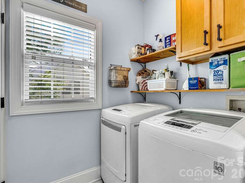6208 Neptune Drive, Denver, NC 28037.  MLS# CAR4403310, YatesRealty ID 23195. 