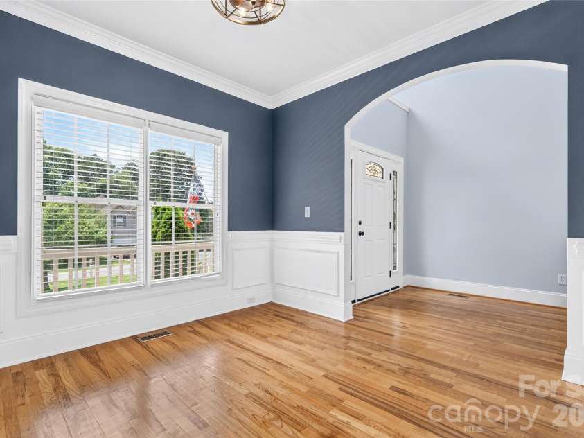 6208 Neptune Drive, Denver, NC 28037.  MLS# CAR4403310, YatesRealty ID 23195. 