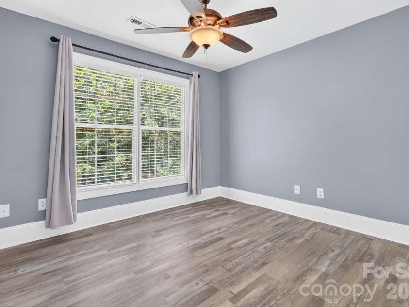6208 Neptune Drive, Denver, NC 28037.  MLS# CAR4403310, YatesRealty ID 23195. 