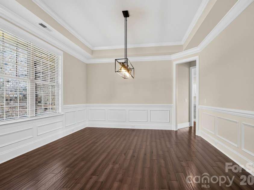 13030 Fen Court, Huntersville, NC 28078.  MLS# CAR4399208, YatesRealty ID 23196. DINING ROOM