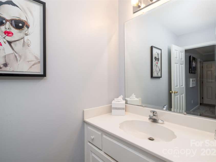 139 Hardwick Drive, Mooresville, NC 28115.  MLS# CAR4270684, YatesRealty ID 23196. 