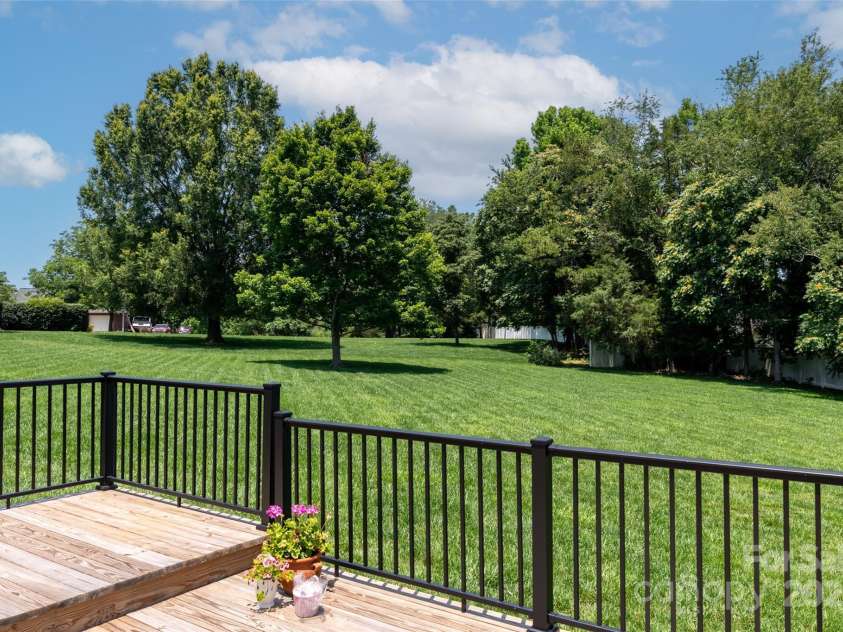 139 Hardwick Drive, Mooresville, NC 28115.  MLS# CAR4270684, YatesRealty ID 23196. 