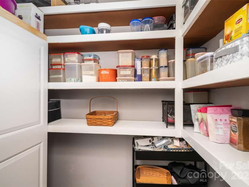 139 Hardwick Drive, Mooresville, NC 28115.  MLS# CAR4270684, YatesRealty ID 23196. Pantry off the laundry room