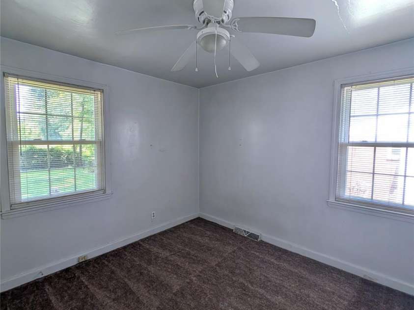 309 Fannie Circle, Charlotte, NC 28205.  MLS# CAR4270768, YatesRealty ID 23197. 