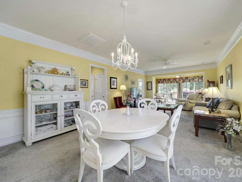 16353 Raven Crest Drive, Fort Mill, SC 29707.  MLS# CAR4380653, YatesRealty ID 23198. 