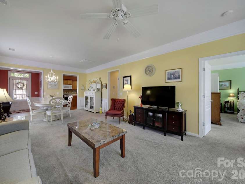16353 Raven Crest Drive, Fort Mill, SC 29707.  MLS# CAR4380653, YatesRealty ID 23198. 