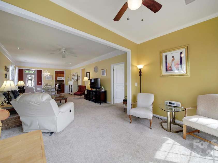 16353 Raven Crest Drive, Fort Mill, SC 29707.  MLS# CAR4380653, YatesRealty ID 23198. 