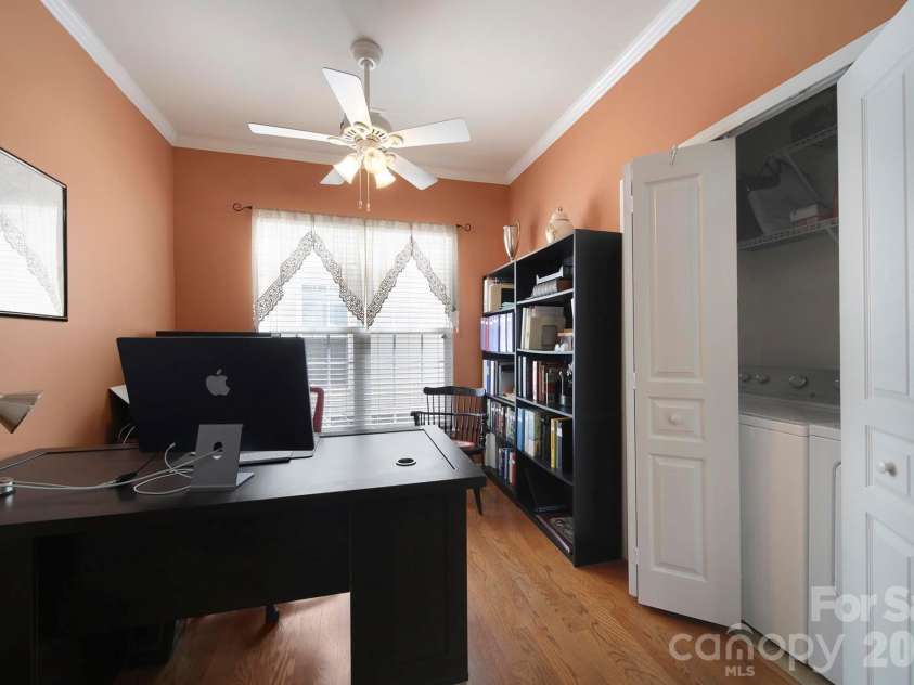 16353 Raven Crest Drive, Fort Mill, SC 29707.  MLS# CAR4380653, YatesRealty ID 23198. 