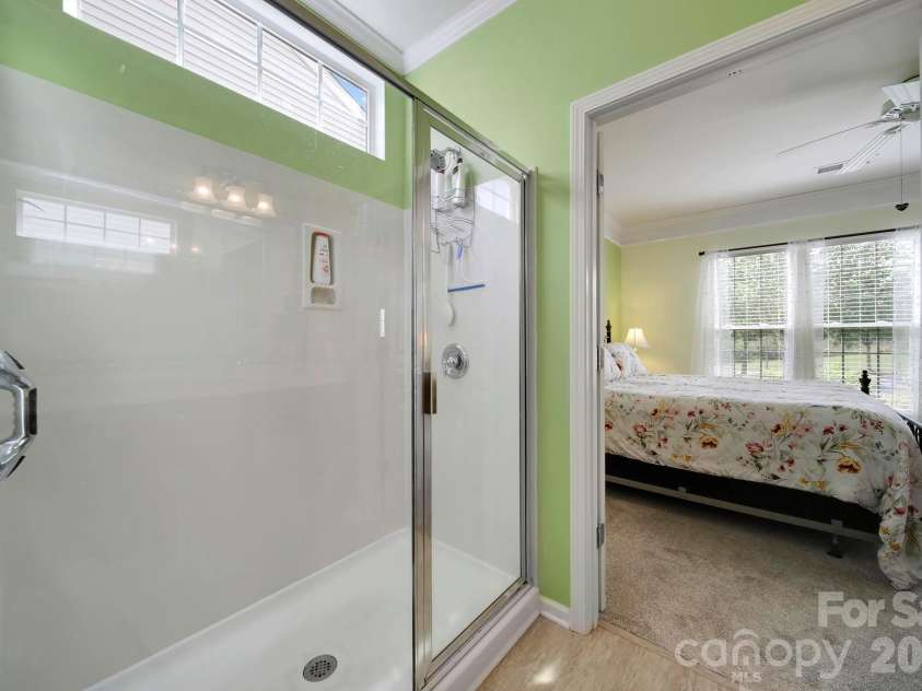 16353 Raven Crest Drive, Fort Mill, SC 29707.  MLS# CAR4380653, YatesRealty ID 23198. 