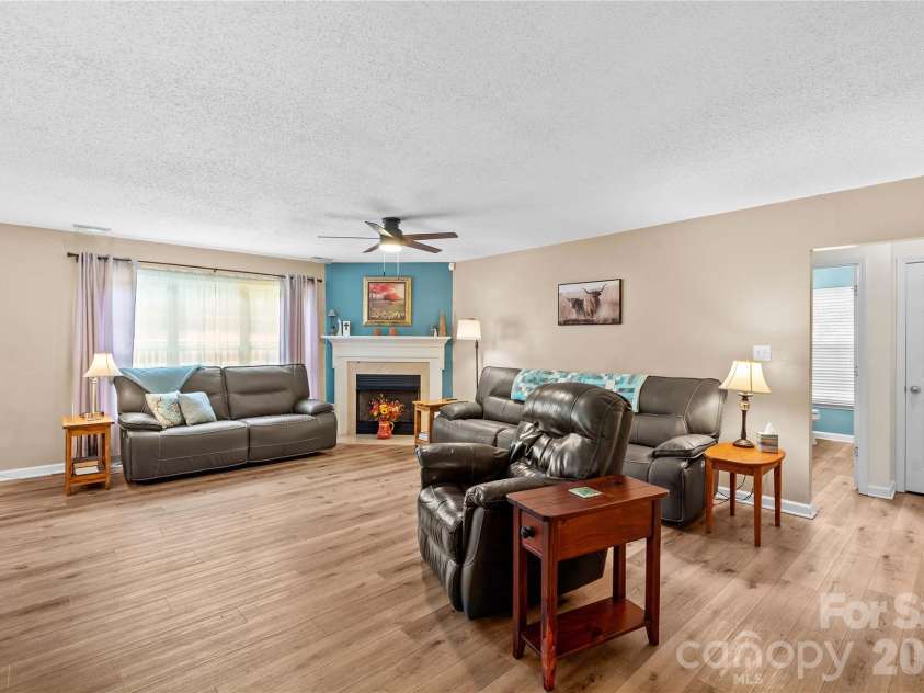 1174 Mocksville Highway, Statesville, NC 28625.  MLS# CAR4377924, YatesRealty ID 23199. 