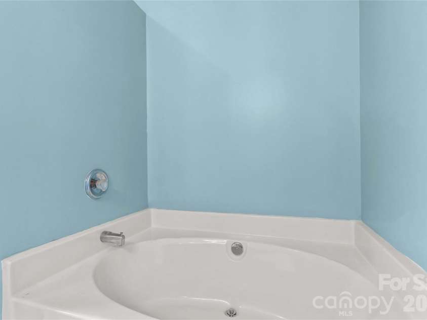 1174 Mocksville Highway, Statesville, NC 28625.  MLS# CAR4377924, YatesRealty ID 23199. 