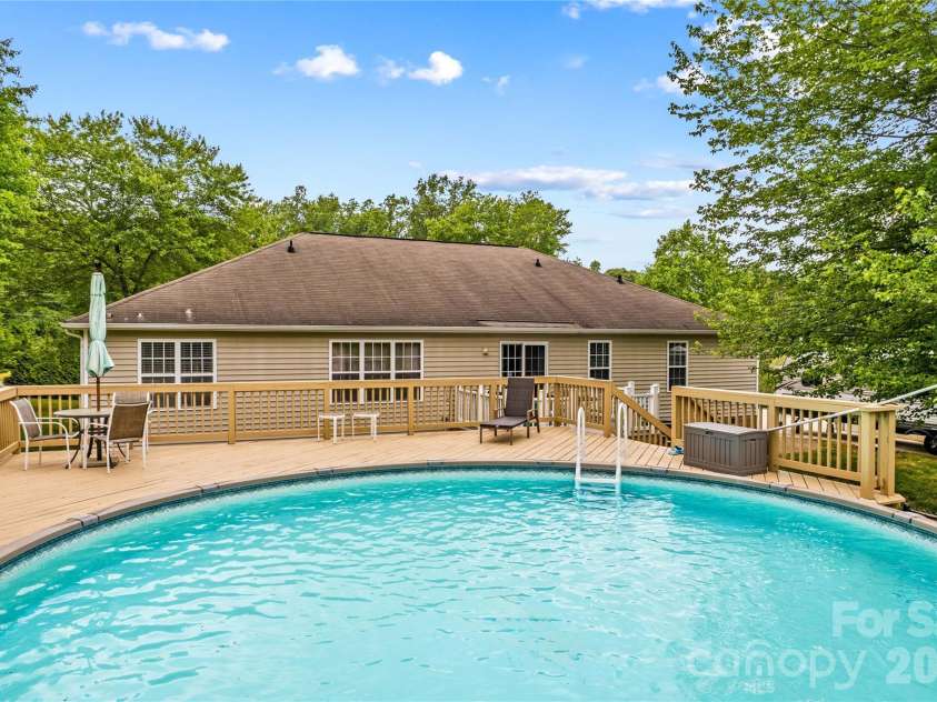 1174 Mocksville Highway, Statesville, NC 28625.  MLS# CAR4377924, YatesRealty ID 23199. 