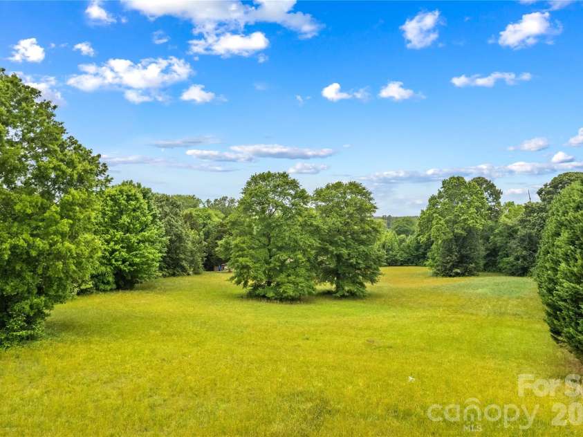 1174 Mocksville Highway, Statesville, NC 28625.  MLS# CAR4377924, YatesRealty ID 23199. 