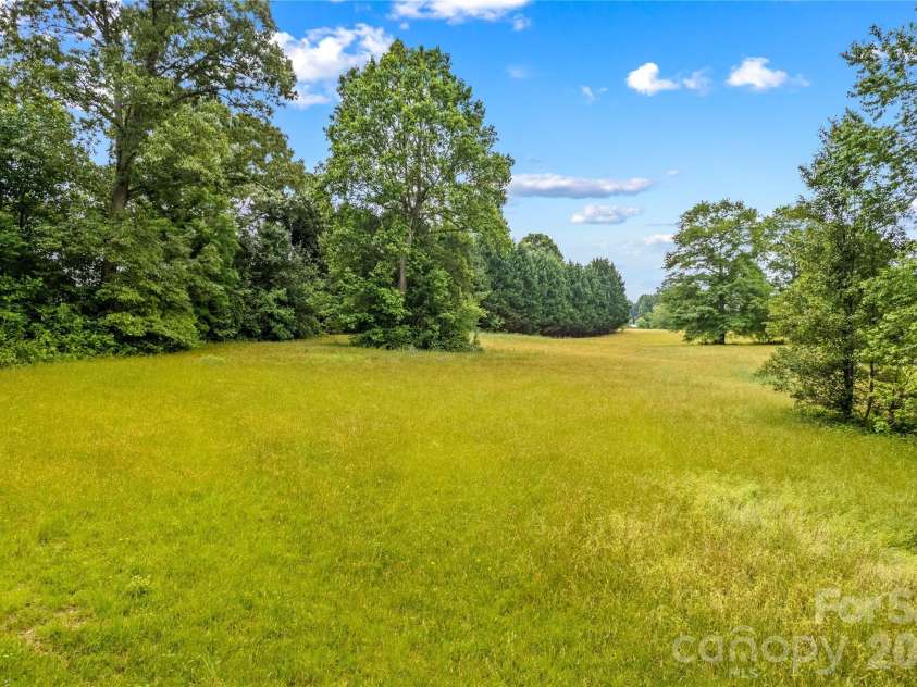 1174 Mocksville Highway, Statesville, NC 28625.  MLS# CAR4377924, YatesRealty ID 23199. 