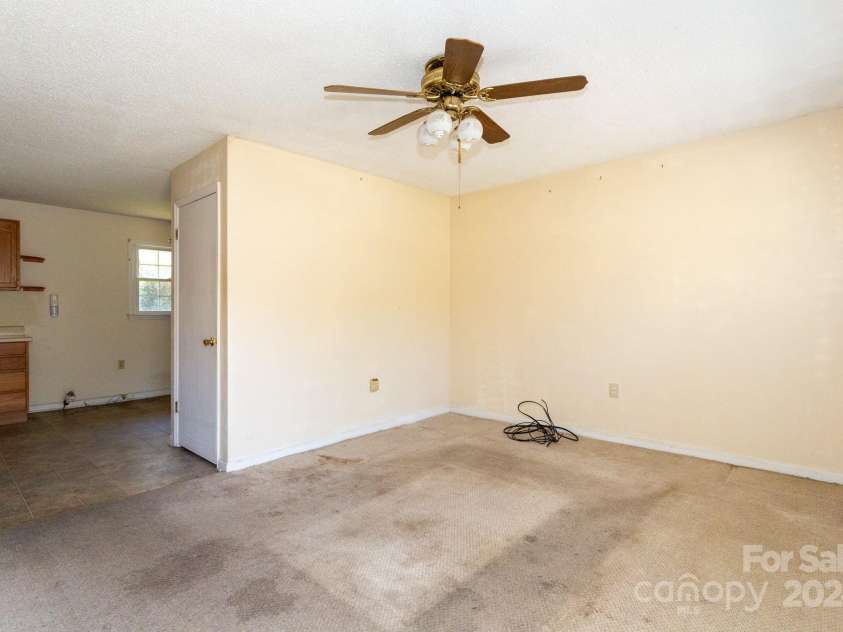 128 Ridgeway Court, Forest City, NC 28043.  MLS# CAR4192677, YatesRealty ID 232. 